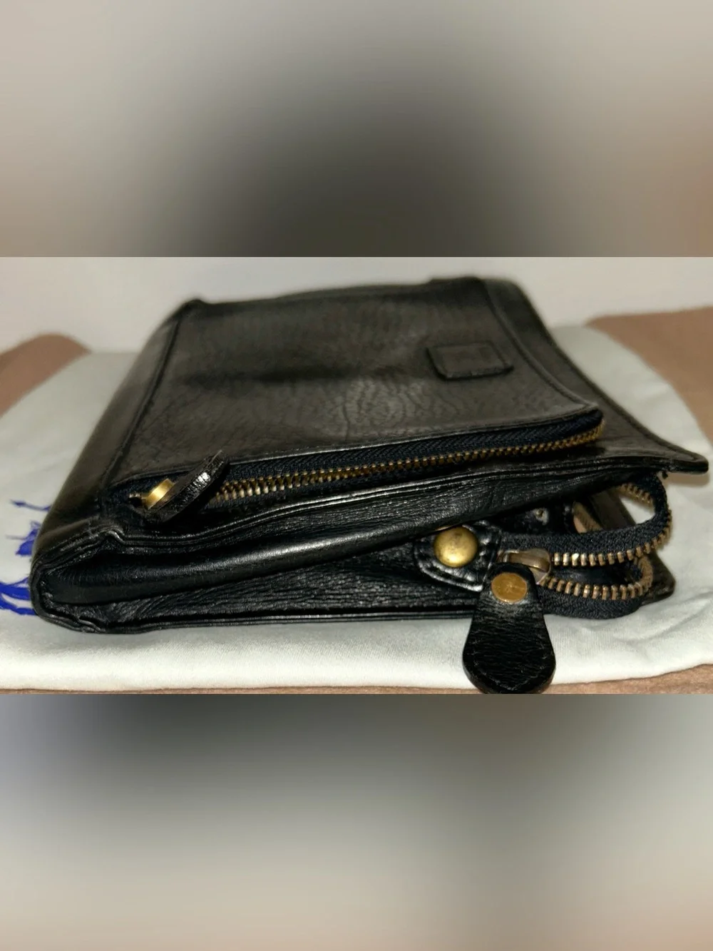 Burberrys pebbled leather crossbody / clutch bag from the pre-1999 era